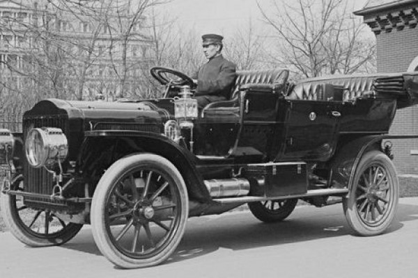 Sejarah Mobil Pertama Kali di Dunia, Siapakah Penemunya?